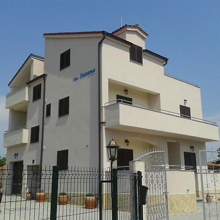 Vila Suzana Tribalj Екстериор снимка