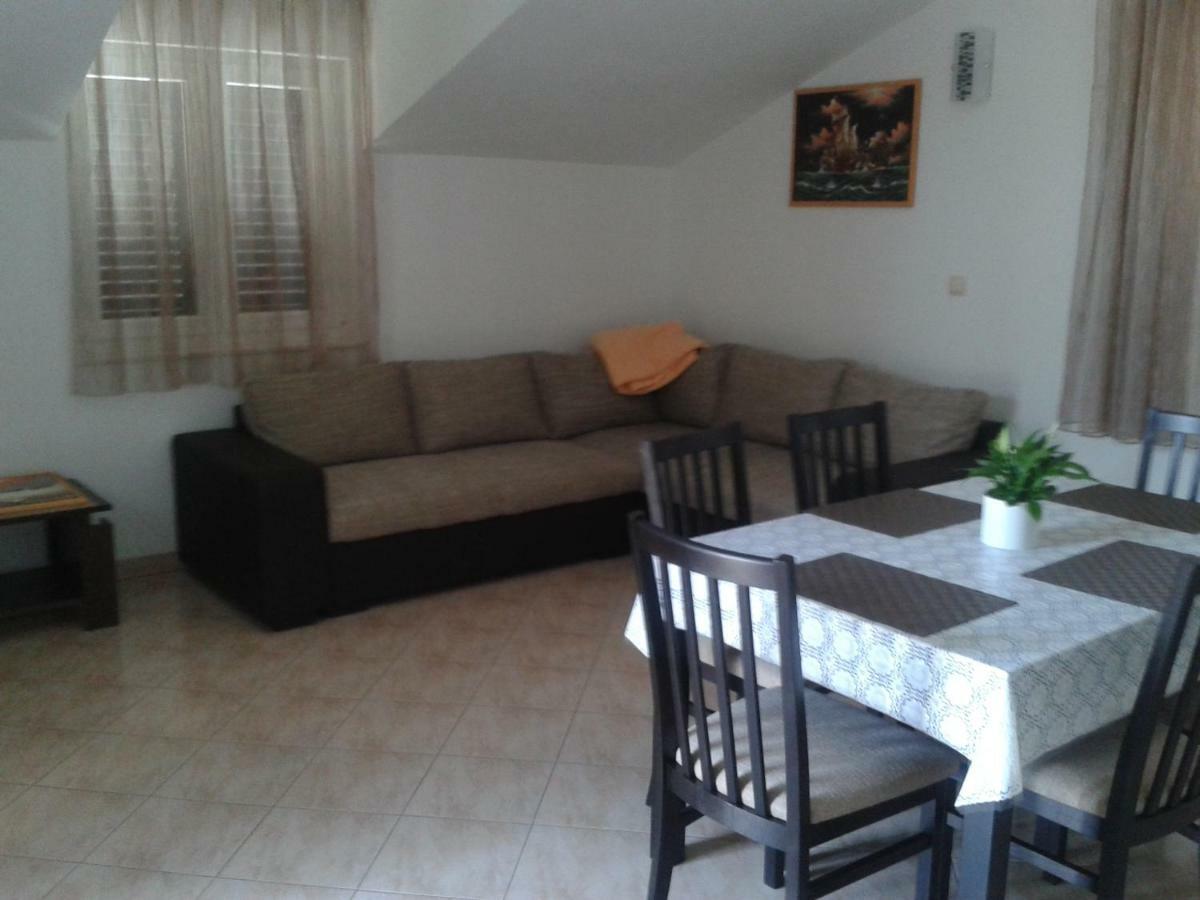Vila Suzana Tribalj Екстериор снимка