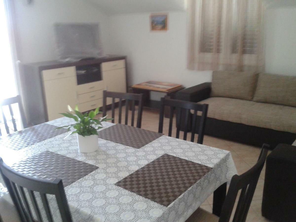 Vila Suzana Tribalj Екстериор снимка
